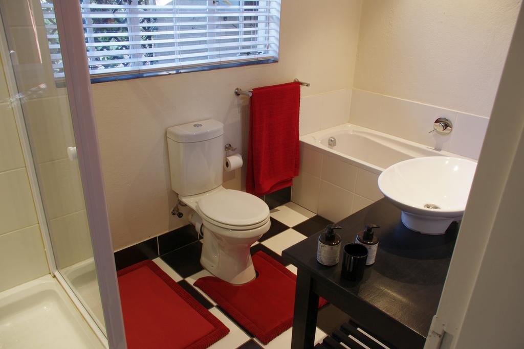 Pepper Tree Guest House Rivonia Sandton Buitenkant foto